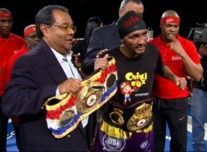 Moreno retains WBA belt in Panama