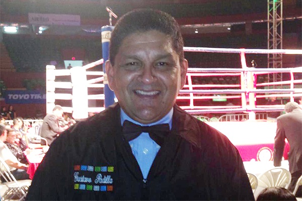 Arbitro Gustavo Padilla (PAN)
